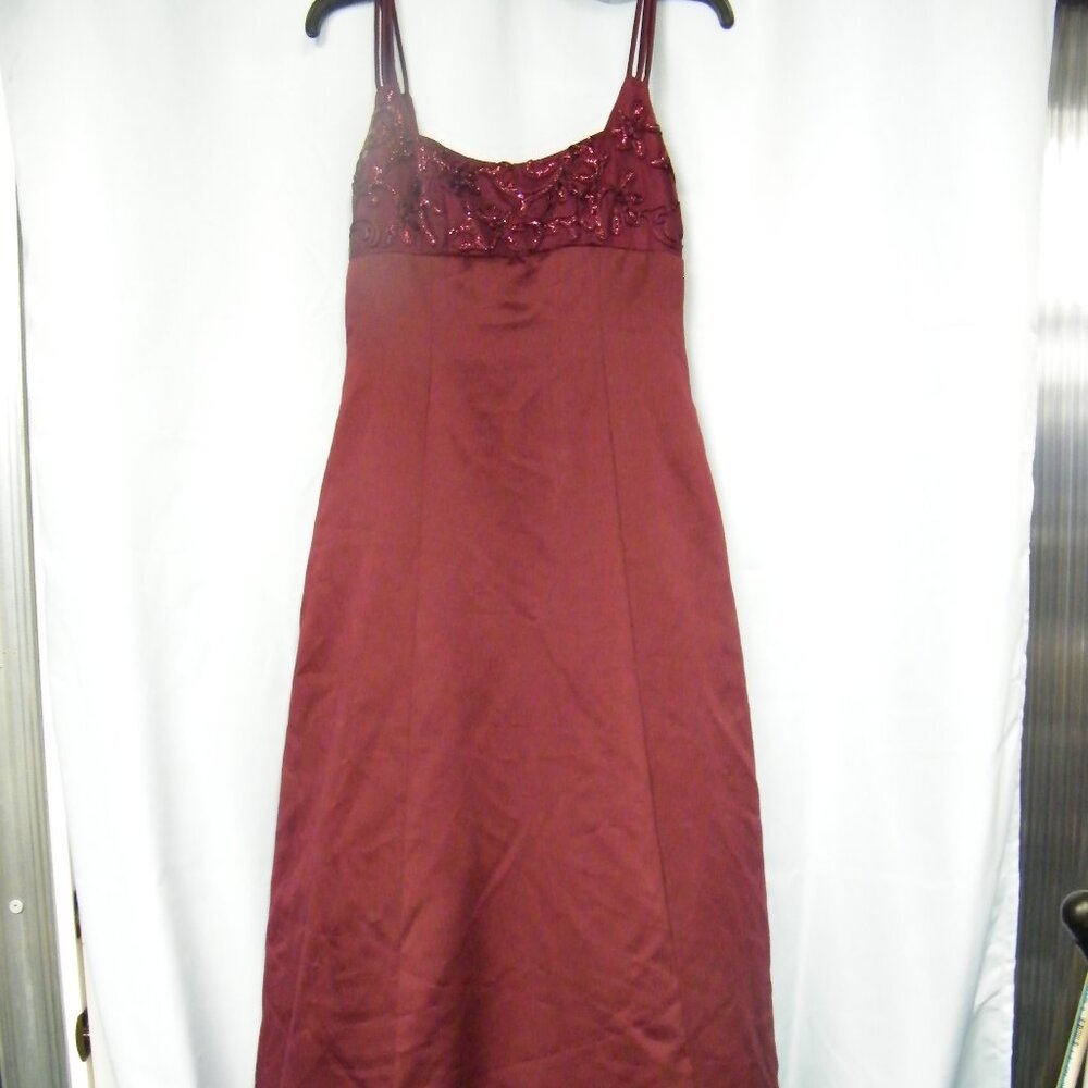 Formal dress (Morgan and CO. by Linda Bernell)  SZ. 7/8